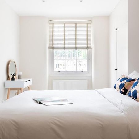 The Chelsea Arms - Bright 3Bdr With Garden & Private Parking Appartamento Londra Esterno foto