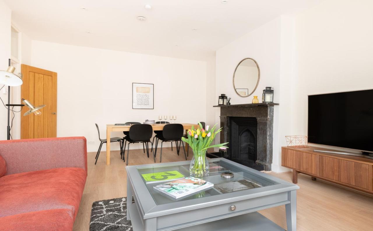 The Chelsea Arms - Bright 3Bdr With Garden & Private Parking Appartamento Londra Esterno foto