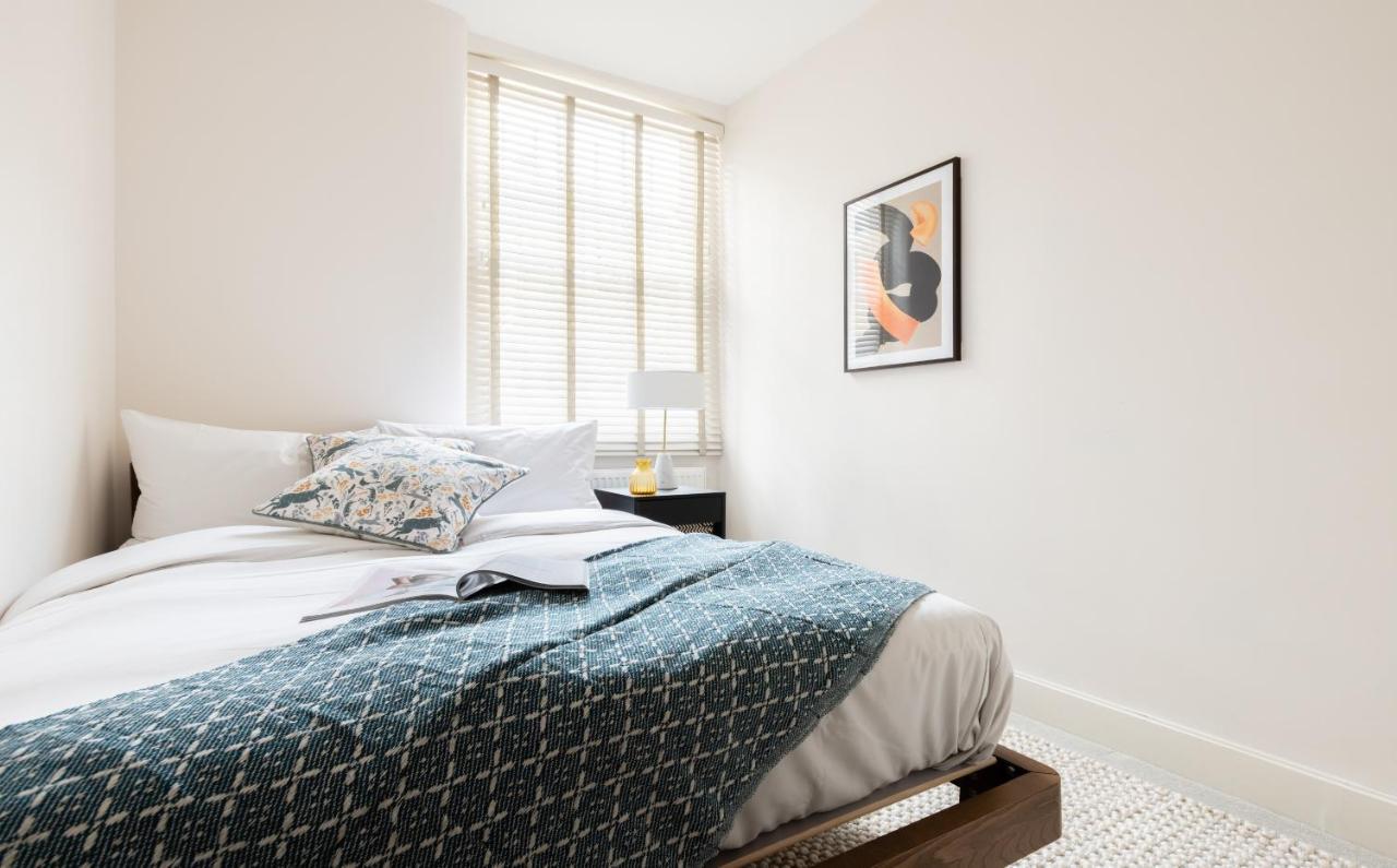 The Chelsea Arms - Bright 3Bdr With Garden & Private Parking Appartamento Londra Esterno foto