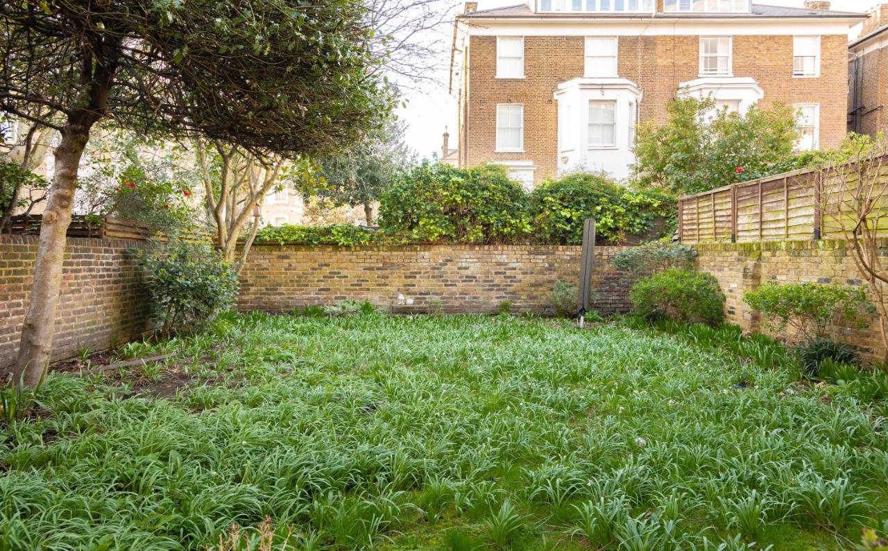 The Chelsea Arms - Bright 3Bdr With Garden & Private Parking Appartamento Londra Esterno foto